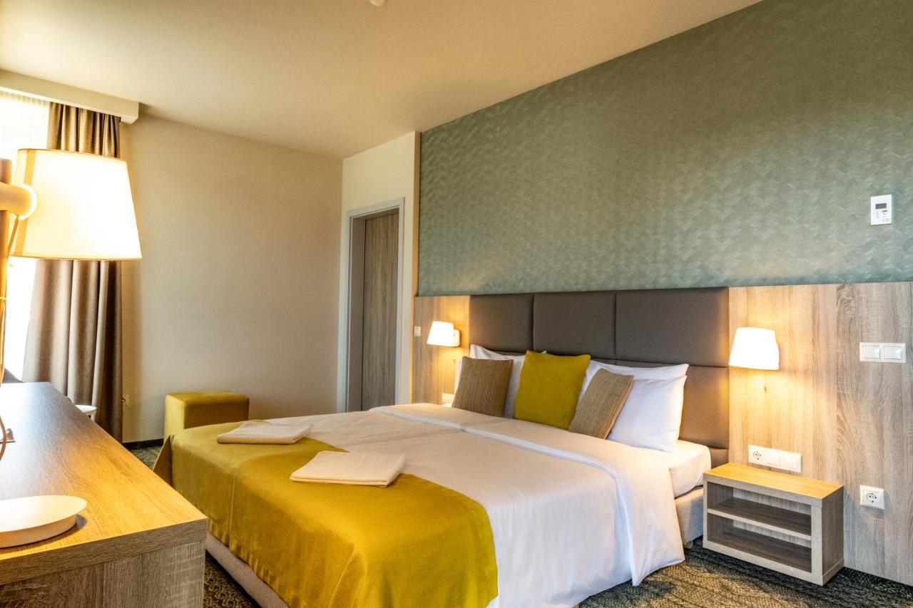 Lignum Hotel 미슈콜츠 외부 사진