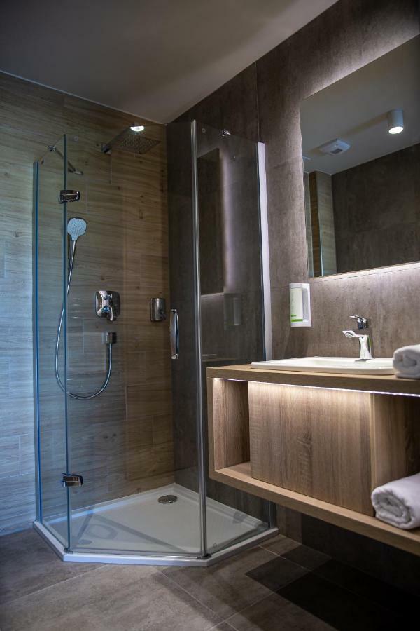 Lignum Hotel 미슈콜츠 외부 사진