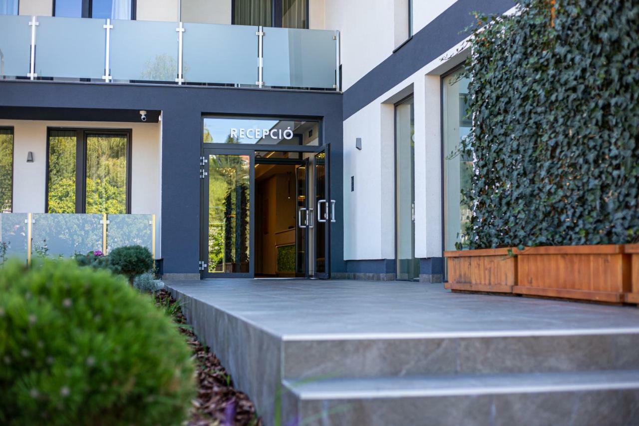 Lignum Hotel 미슈콜츠 외부 사진
