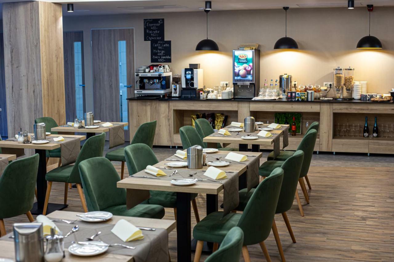 Lignum Hotel 미슈콜츠 외부 사진