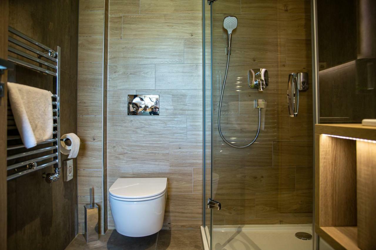 Lignum Hotel 미슈콜츠 외부 사진